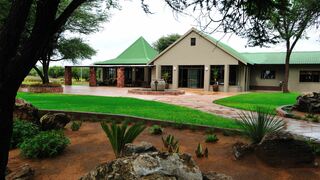 Otjiwa Lodge | Self-catering Otjiwarongo