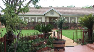 Country Corner B&B | Paulpietersburg Self-catering