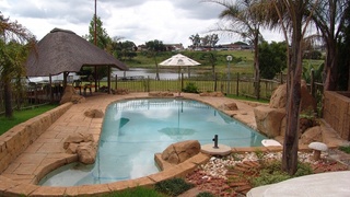 Waterside Lodge | Piet Retief Accommodation