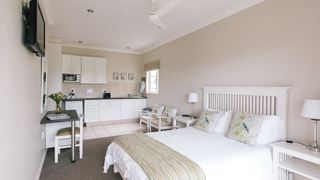Milkwood on Main | Kidd's Beach Self-catering
