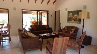 Num-Num Lodge | Accommodation Ponta Malongane