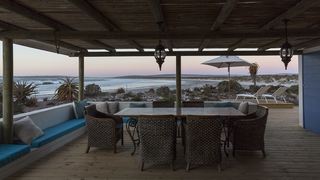 Zula Beach House | Mosselbank Specials