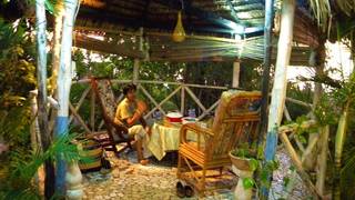 Chalet of Bougainvilleas | Madirokely Accommodation