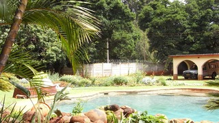 Bowood Lodge | Avondale Accommodation