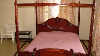 Riversand Holiday Rentals | Self-catering Tom Mboya Estate