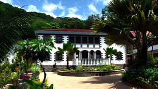 Chateau St Cloud | Accommodation La Digue