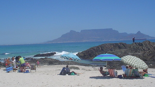 7 Views Beachfront Self-catering Apartment | Bloubergstrand Accommodation