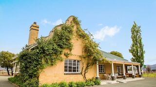 Wellwood Farm - Trymore Cottage | Graaff-Reinet Self-catering