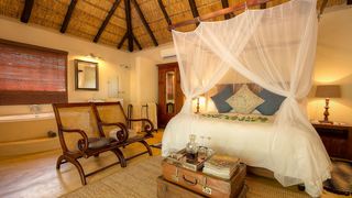 Mvuradona Safari Lodge | Marloth Park Lodges