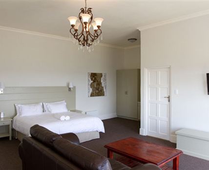 Mountain View Manor Guesthouse