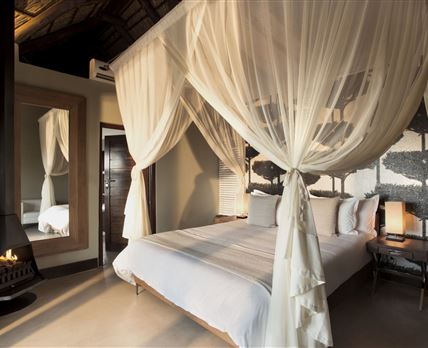 Mhondoro Game Lodge