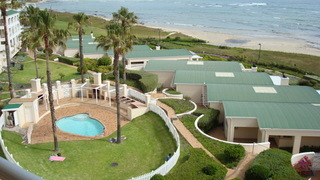 Emerald Bay | Strand Accommodation