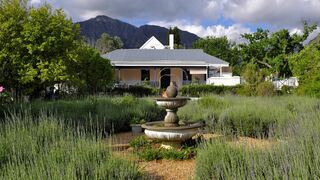 Residence Klein Oliphants Hoek | Franschhoek Specials