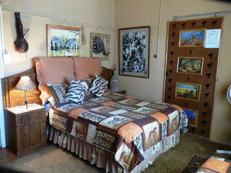 Safari Lodge - Out of Africa Guest Houses | Accommodation Carnarvon