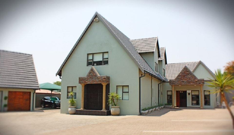 Tudor Manor Guest House | Middelburg - Mpumalanga Accommodation