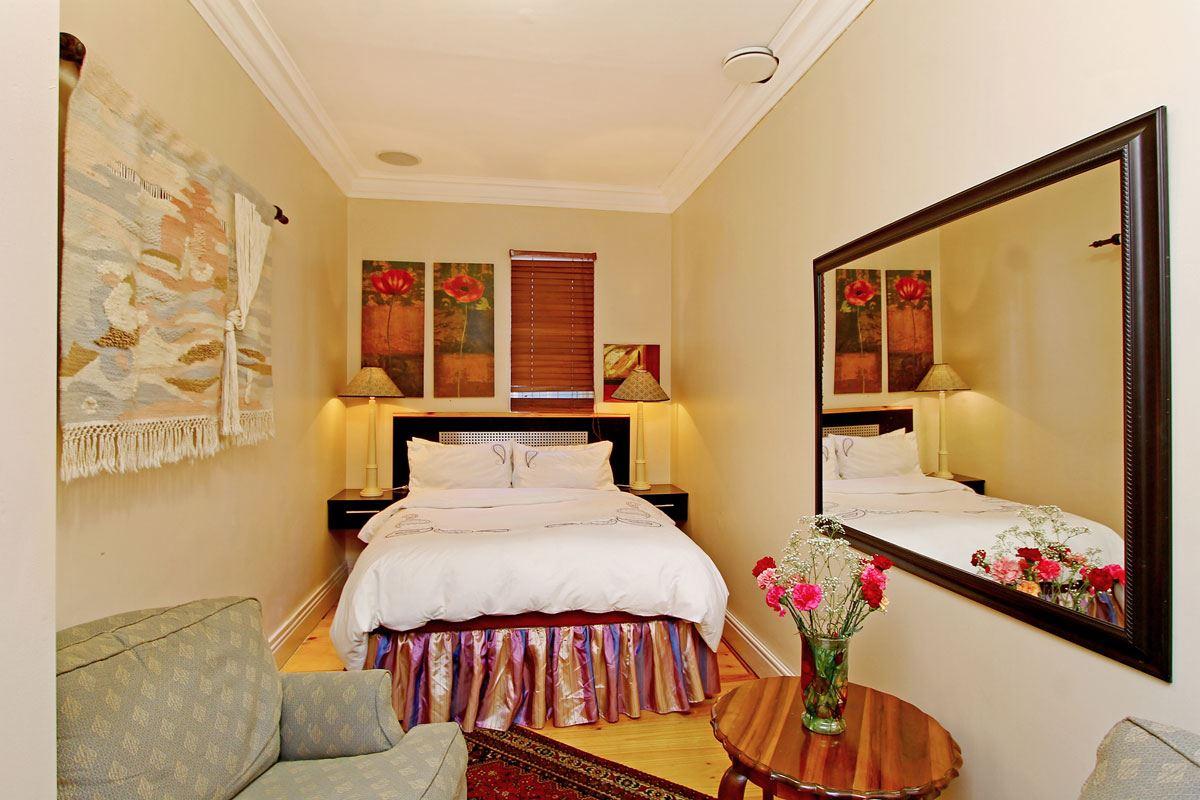 Forty8 Backpackers Hotel | Accommodation Cape Town City Centre