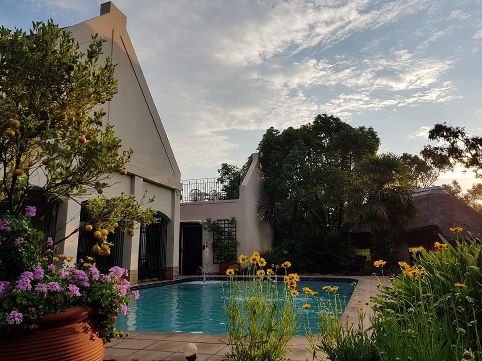 Ipe Tombe Guest Lodge | Randjesfontein Accommodation