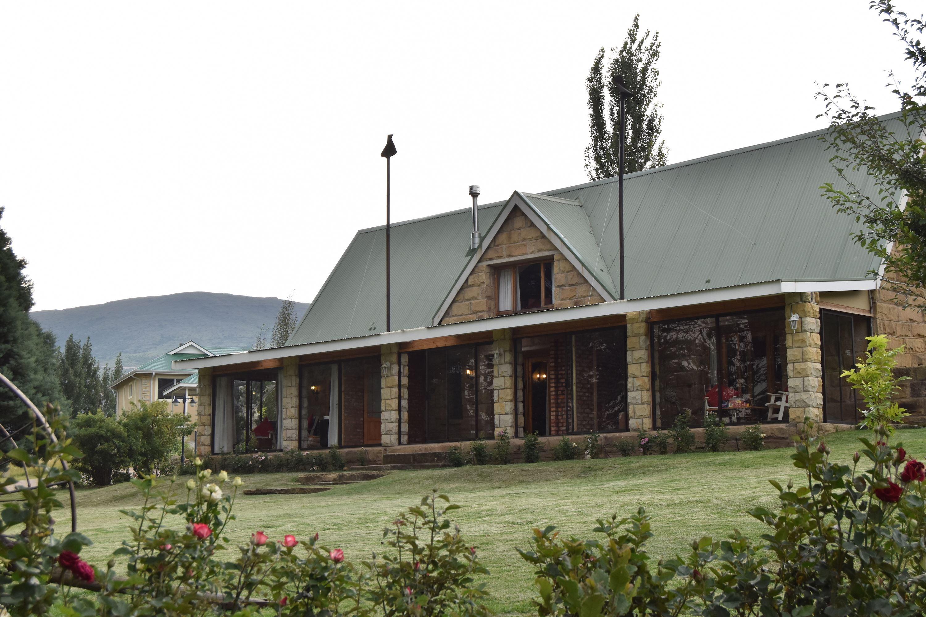 The Clarens Country House