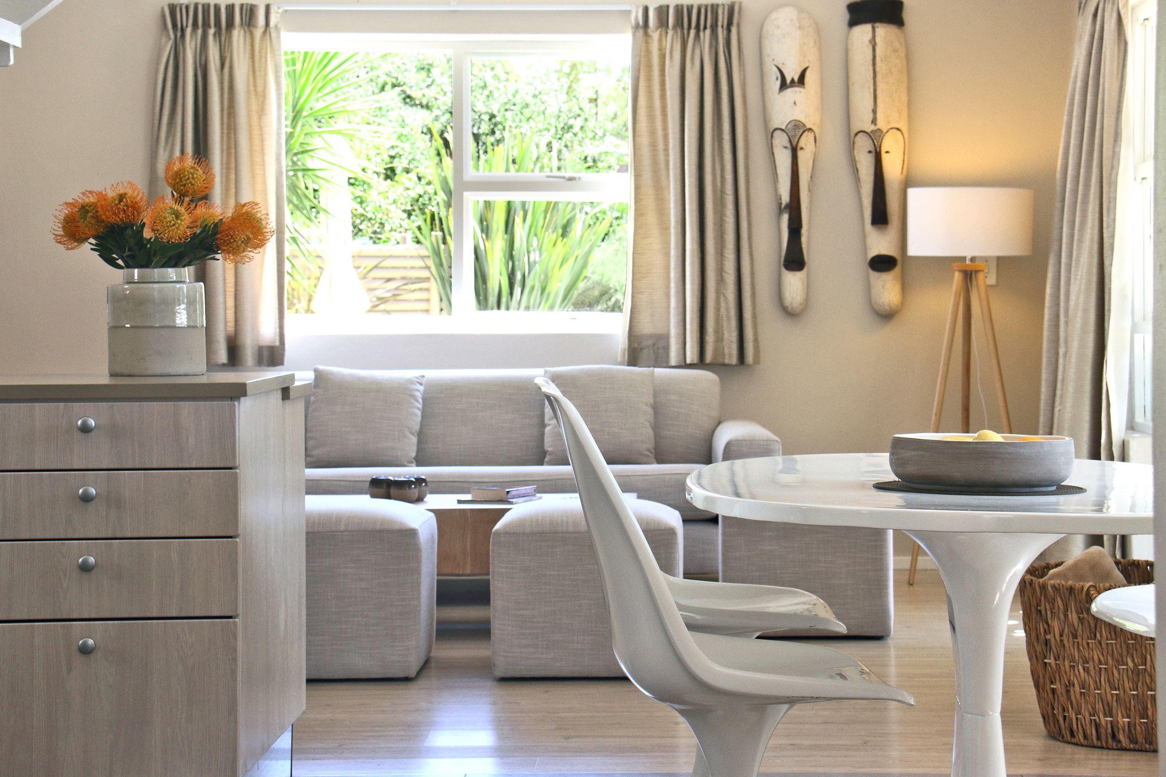 Almondbury Cottage | Steenberg Specials