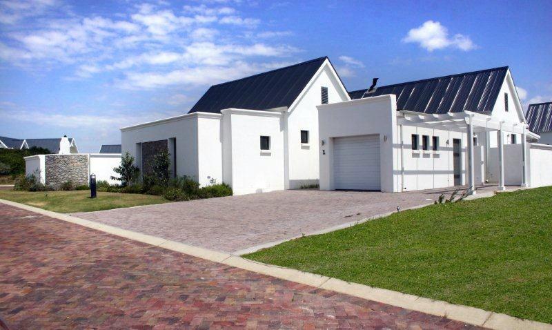 1 on Hoylake | St Francis Bay Accommodation