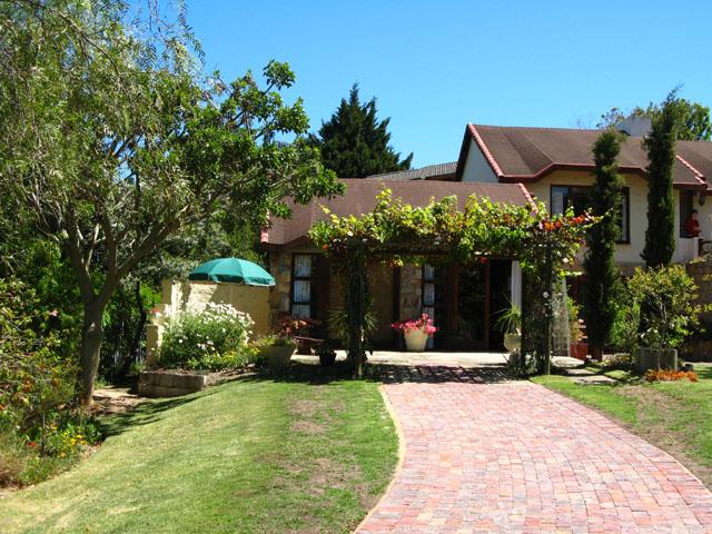 The Stone House Garden Cottage | Accommodation Piesang Valley