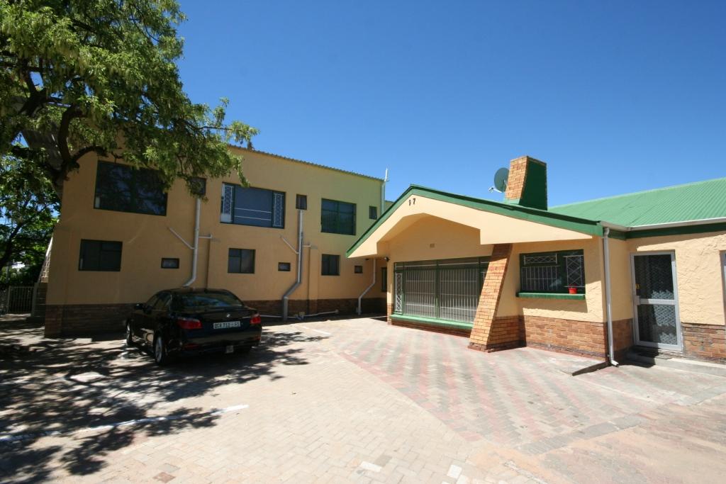 Curie Bed and Breakfast | Accommodation Hospital Park