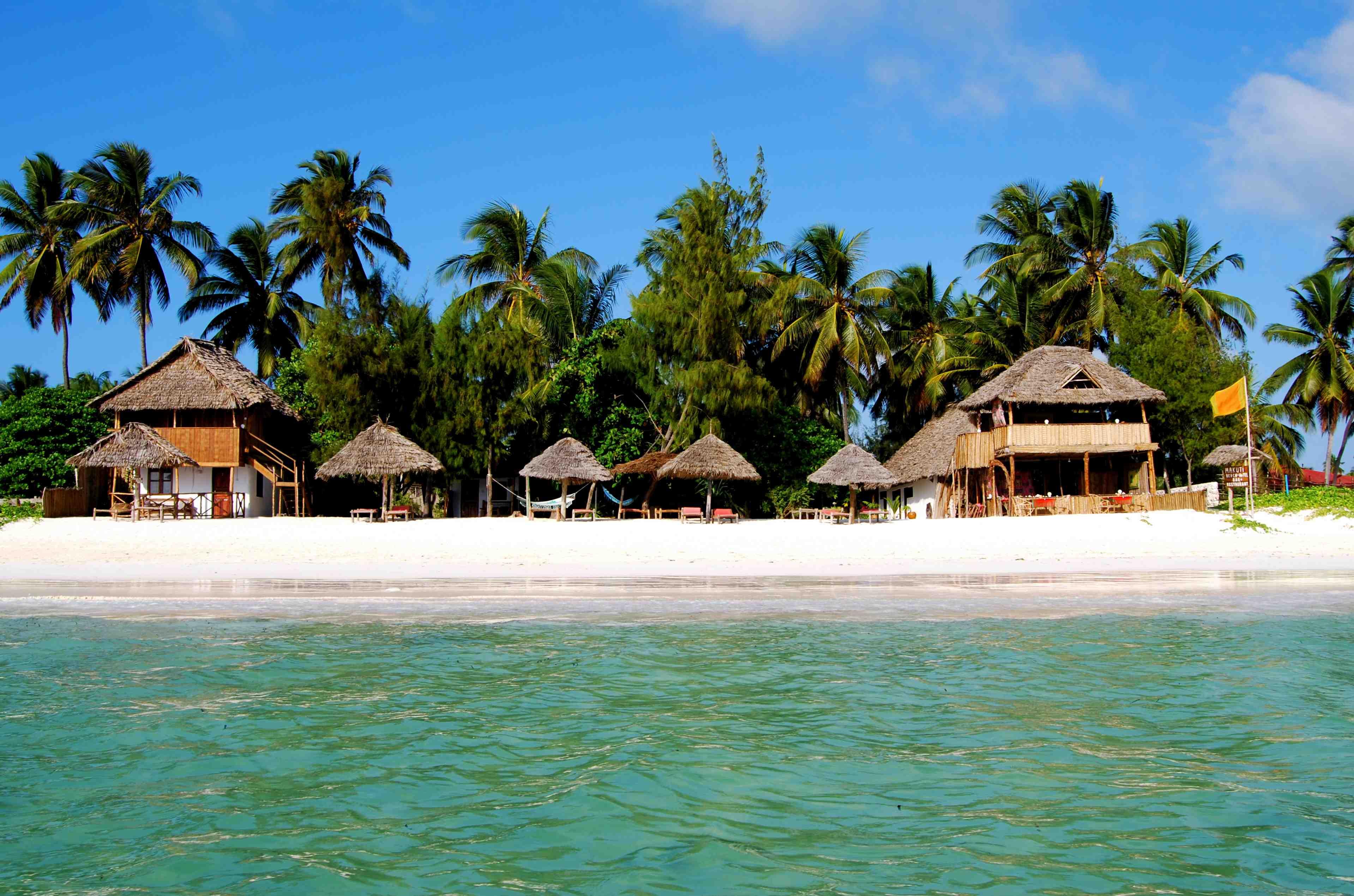 Makuti Beach Hotel and Bungalows | Hotels Bwejuu