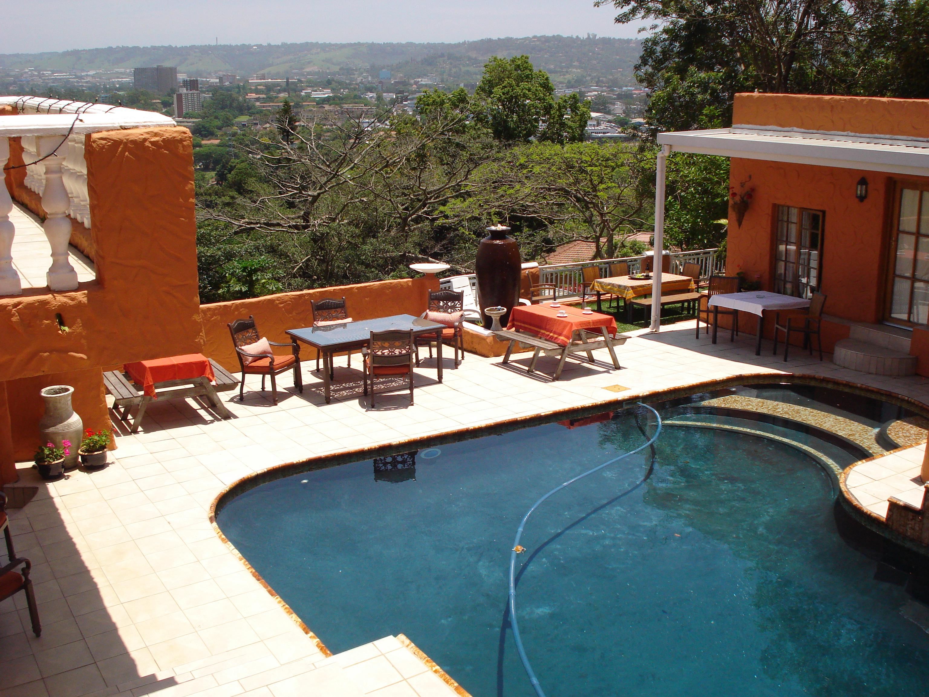 Villa Valencia | Pinetown Accommodation