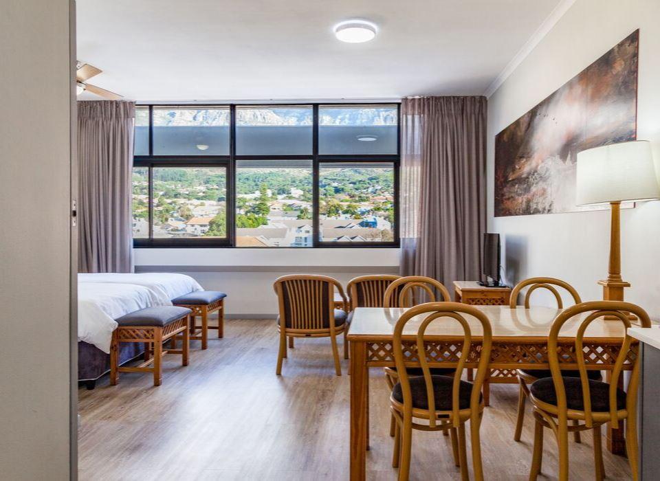 Gardens Centre Holiday Apartments Special Deals and Offers Book Now!