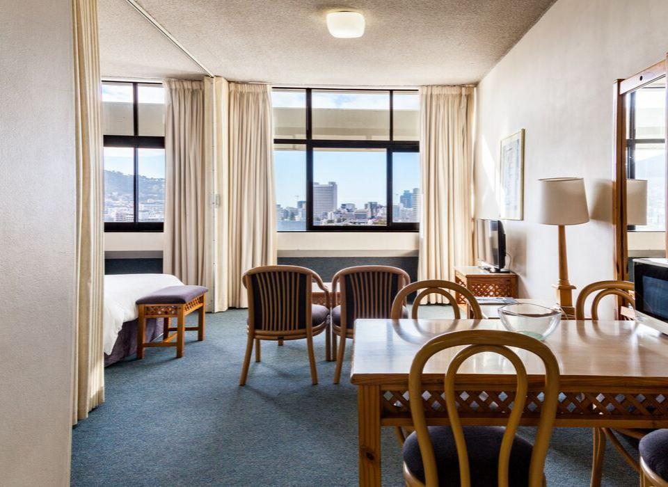 Gardens Centre Holiday Apartments Special Deals and Offers Book Now!