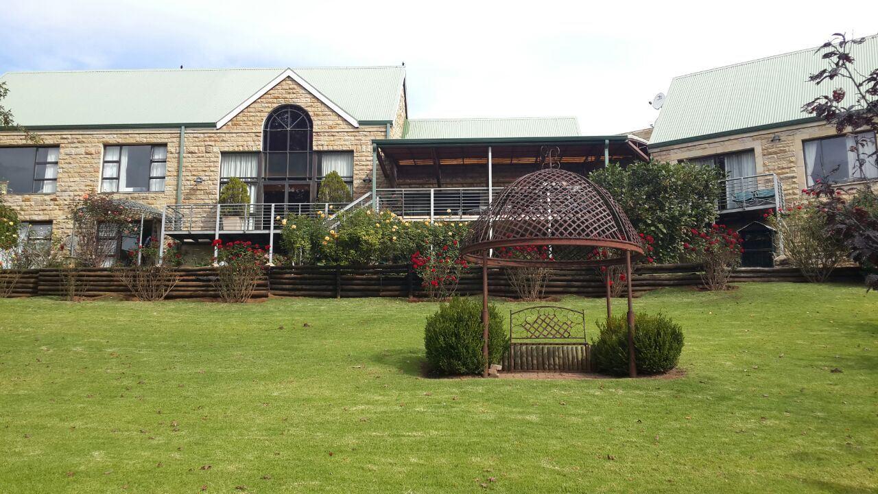 Titanic View | Clarens Accommodation