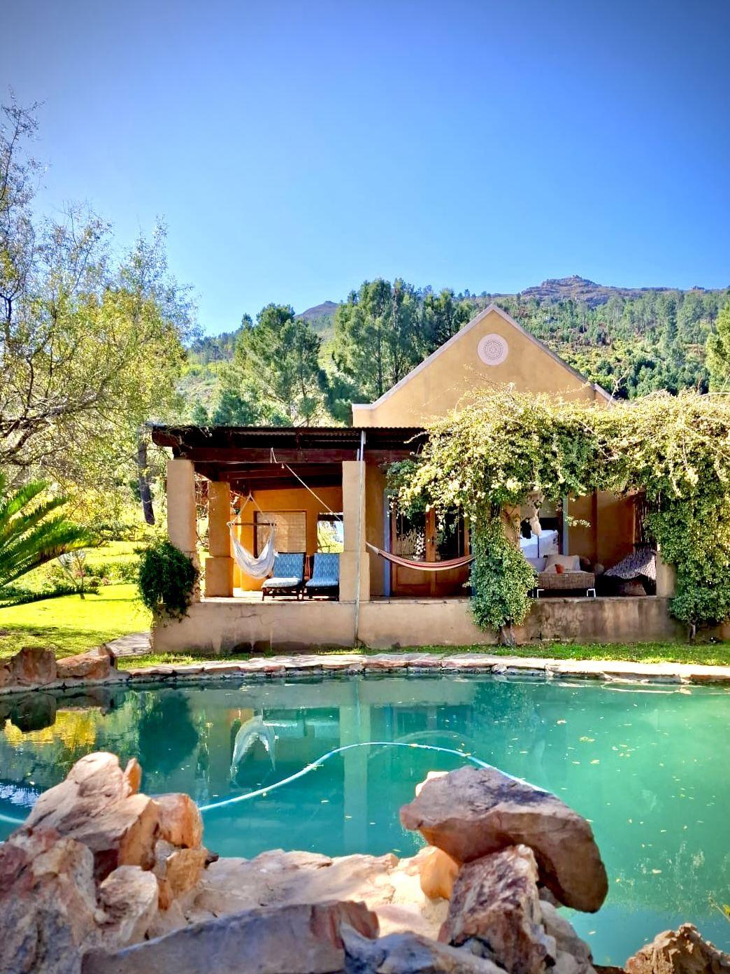 Simunye Cottage on Fields of Gold Farm | Paarl Self-catering