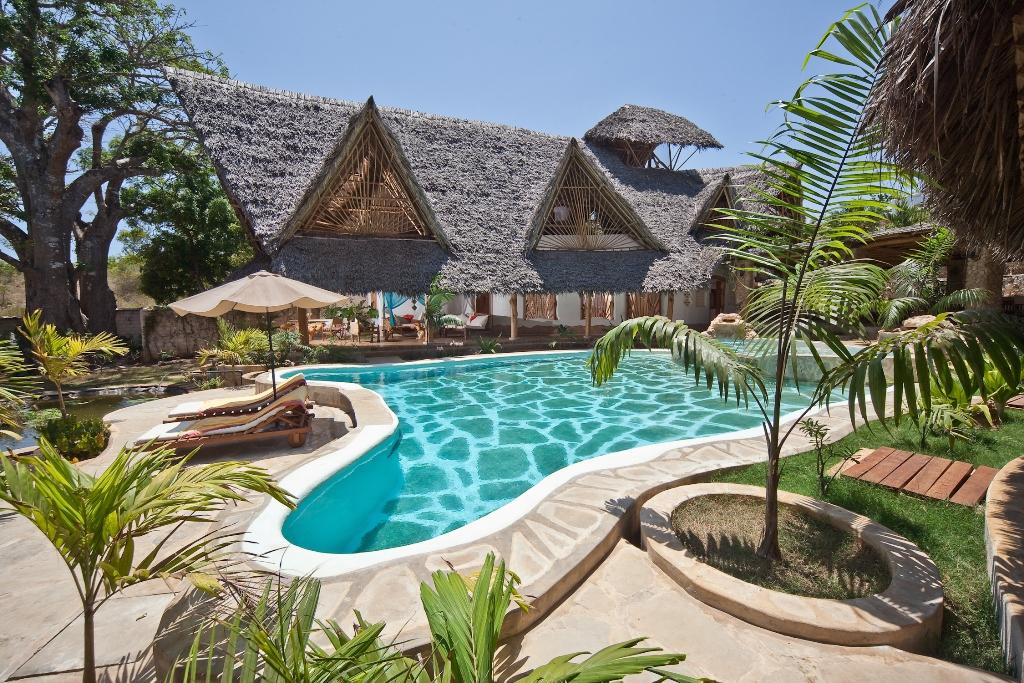 Waterside House | Tiwi Beach Accommodation