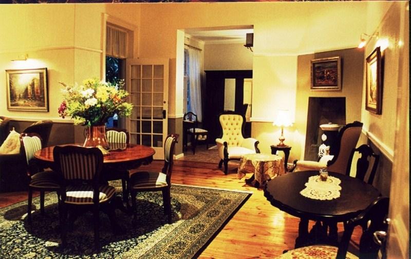 Villa Ora | Oudtshoorn Accommodation