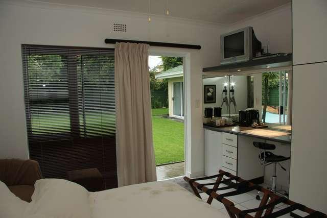 Araluen Cottage Benoni | Accommodation Farrarmere