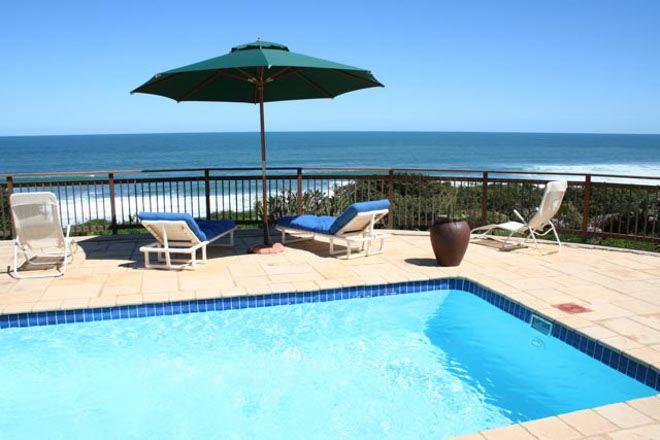 The Ritz Beach Cottage | Blythedale Beach Accommodation