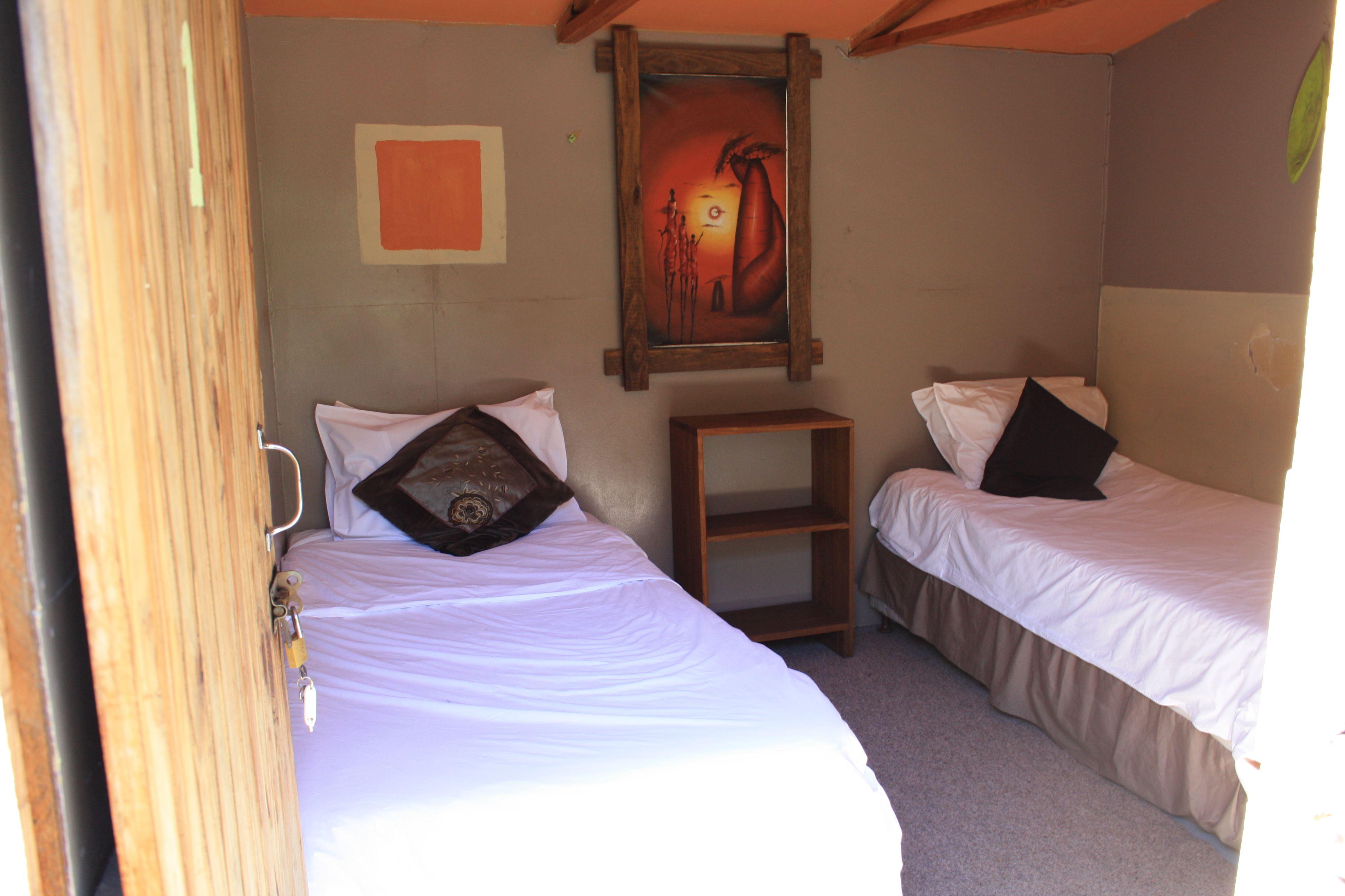 Jacobs Bay Backpackers - The Plot | Jacobs Bay Accommodation