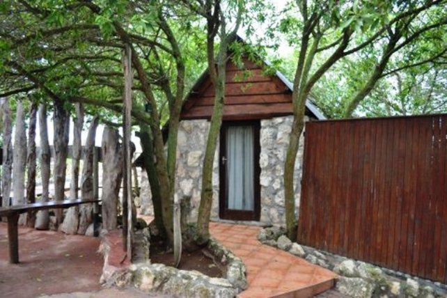 Jacobs Bay Backpackers - The Plot | Jacobs Bay Specials