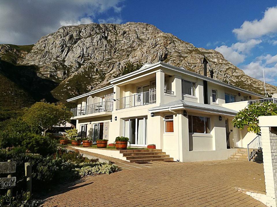 FrancolinHof Guest House | Voelklip Accommodation