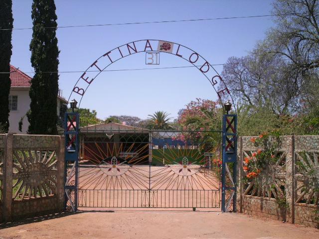 Bettina Executive Guest Lodge | Accommodation Bulawayo