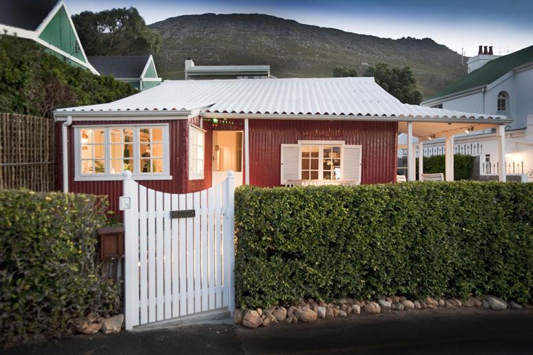 Eden Beach Bungalow | Self-catering The Boulders