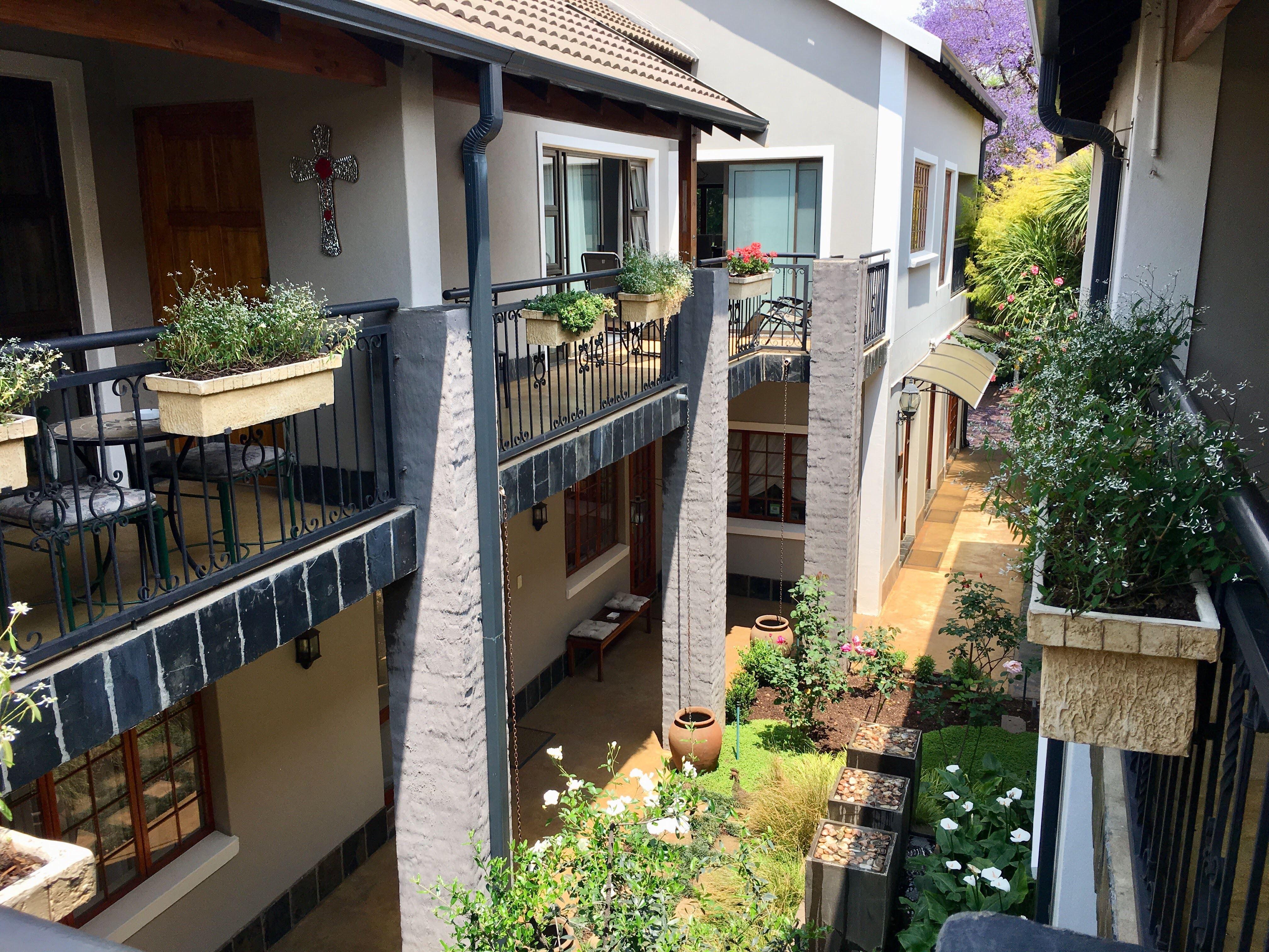Dunvegan Execu Lodge | Accommodation Edenvale