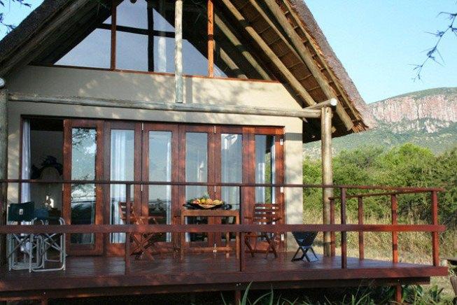 Royal Jozini Siqalo Lodge | Accommodation Lavumisa