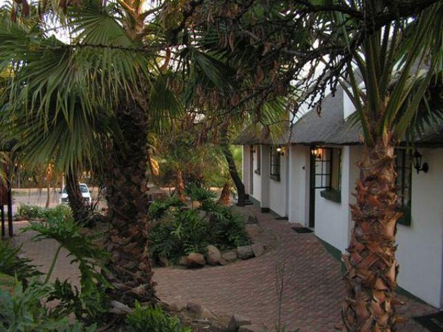 Sundowner Lodge | Lodges Brits