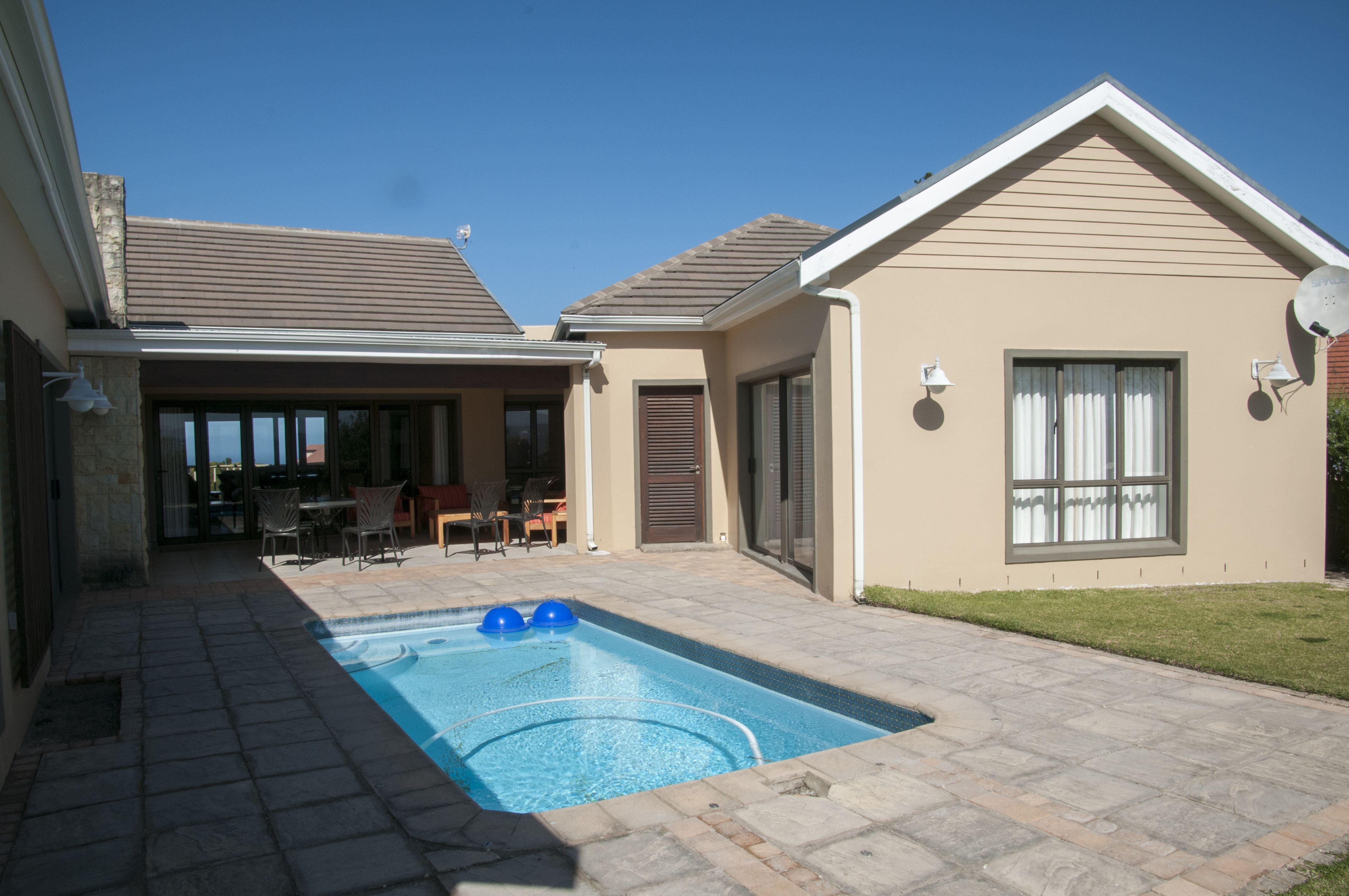 House Ivan | Self-catering Pezula Golf Estate