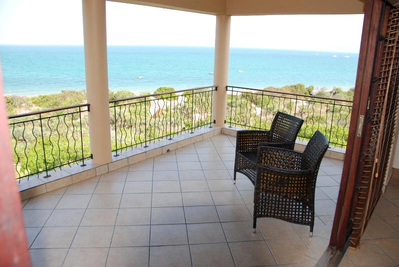 Golden Sands Apartments | Vilanculos Accommodation