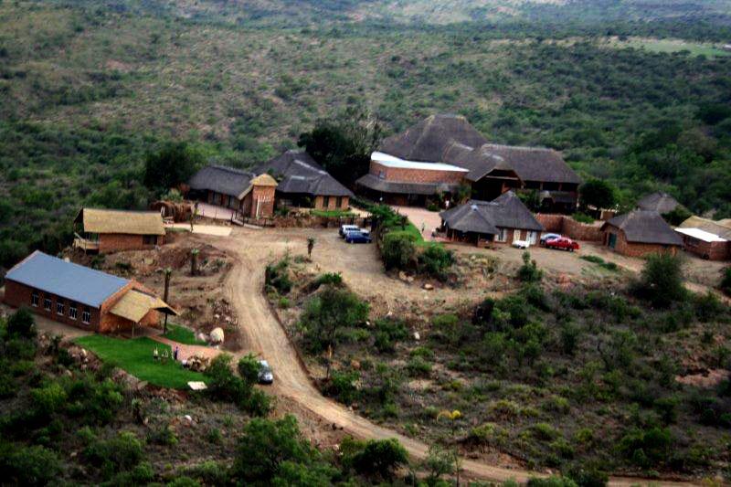 Kwanja Lodge | Roossenekal Accommodation