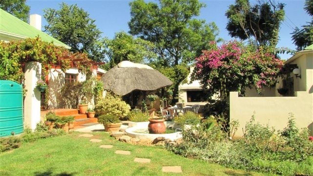 The Oak Bed & Breakfast | Fort Beaufort Accommodation