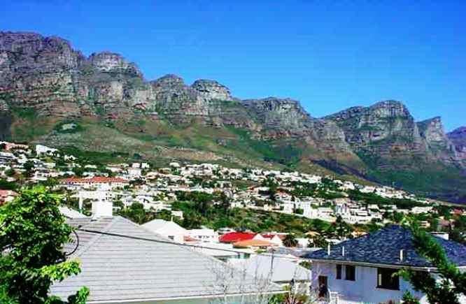 Garrard House | Camps Bay Accommodation