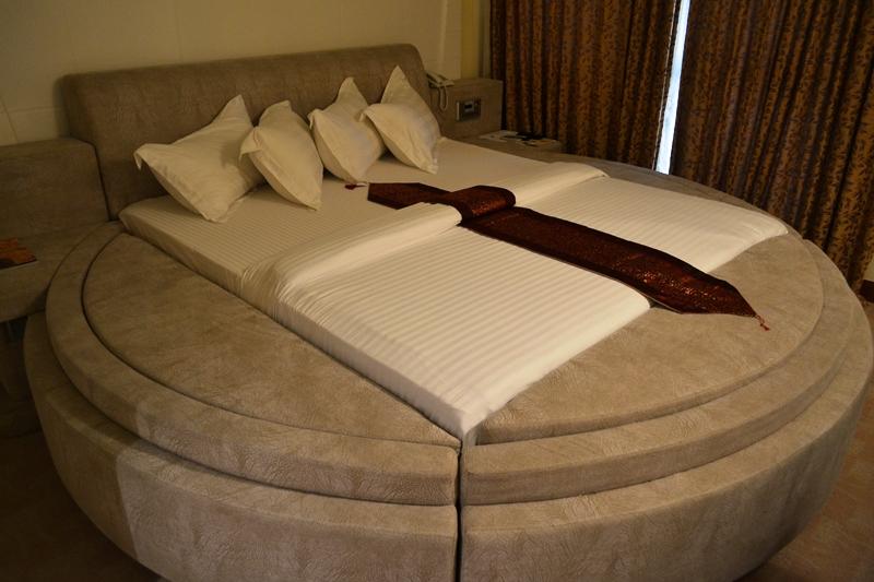 Gold Crest Hotel